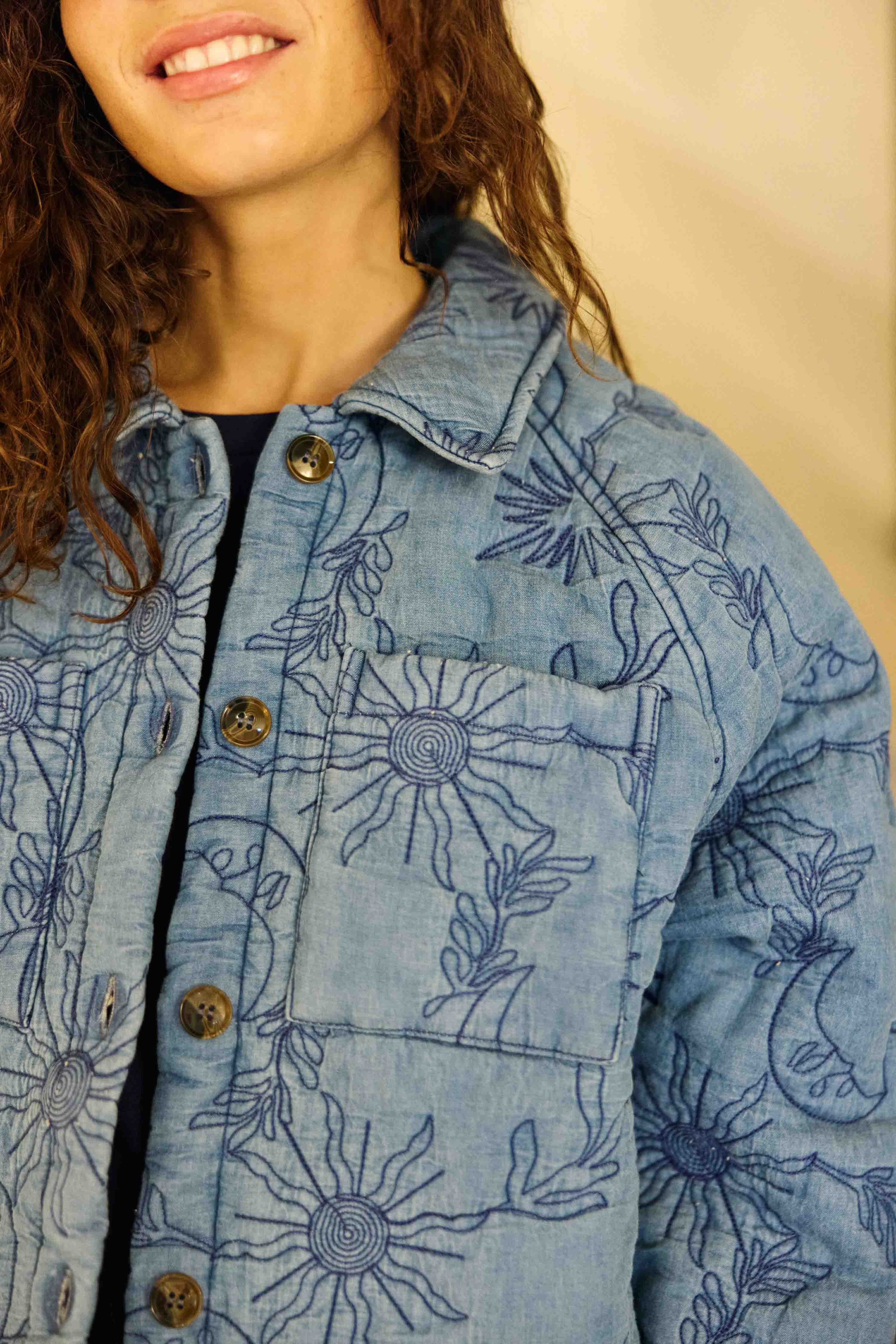 Vanda - Veste matelassée brodée - Image 4